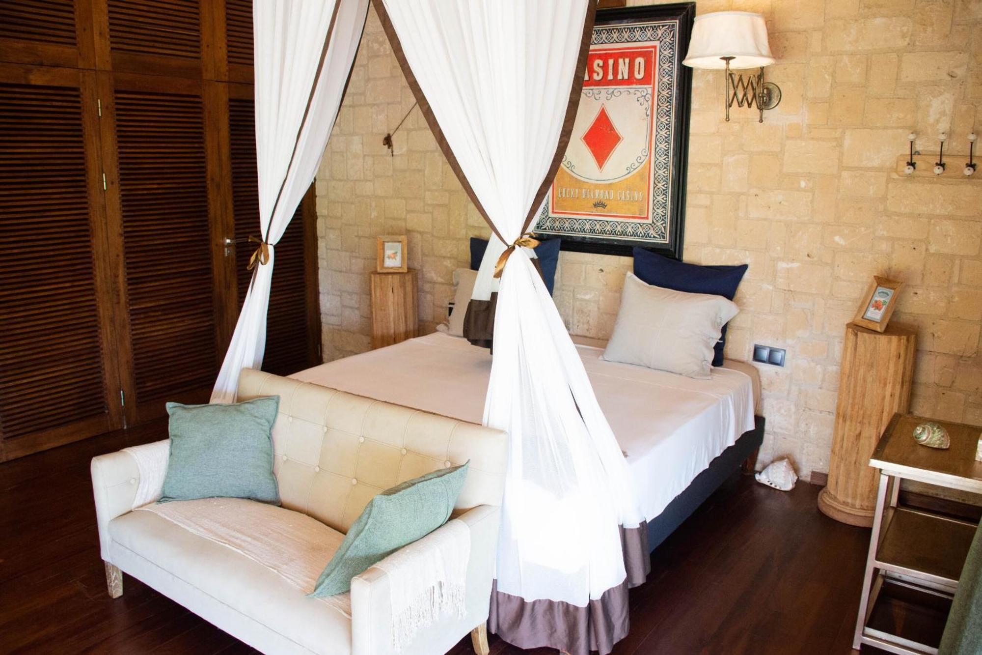 Bed and Breakfast Demeure De La Compagnie Generale Des Huiles Precieuses Ifaty Camera foto