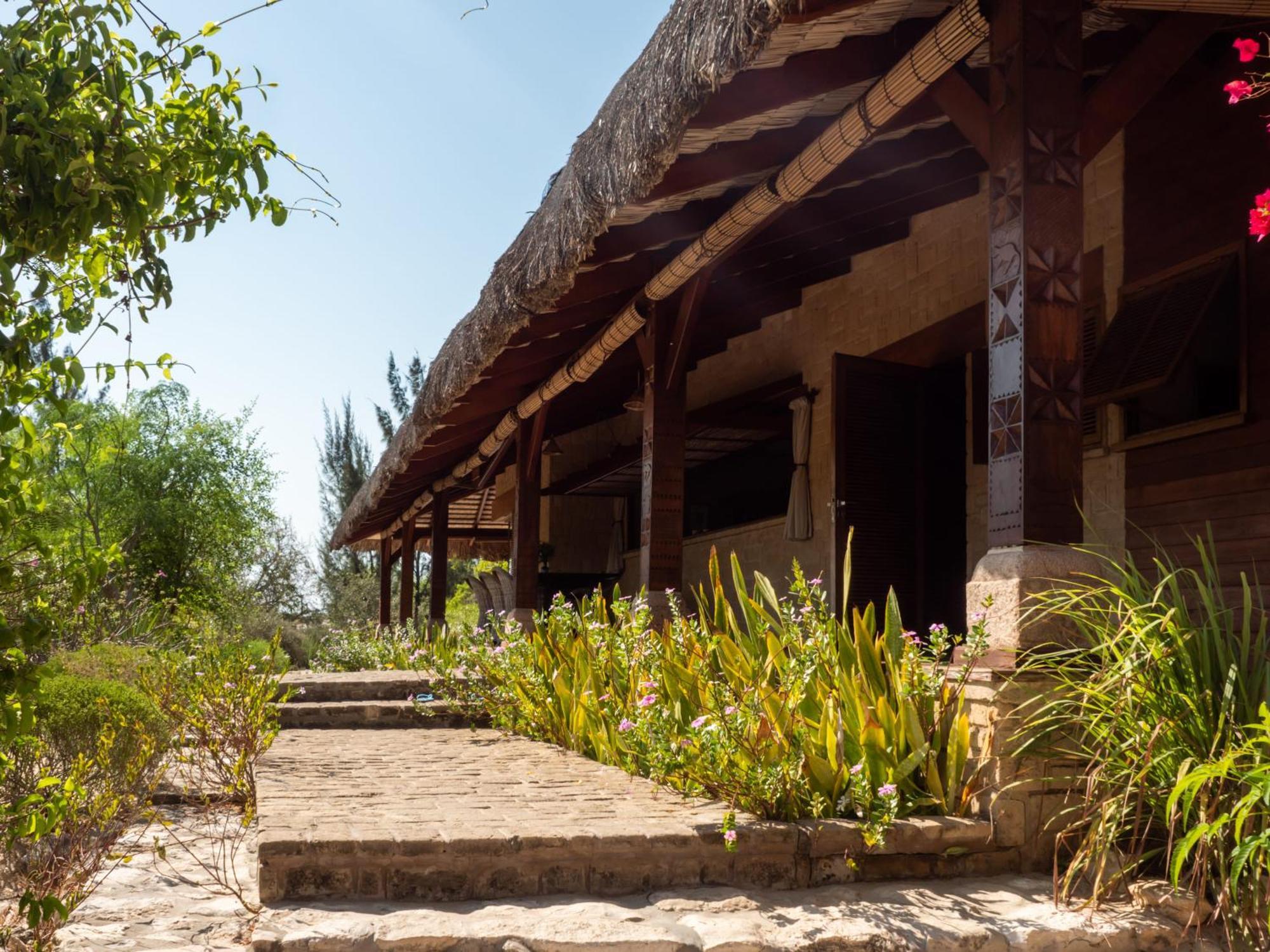 Bed and Breakfast Demeure De La Compagnie Generale Des Huiles Precieuses Ifaty Esterno foto